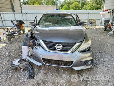 Piąte zdjęcie samochodu w środku: 2016 NISSAN ALTIMA 2.5 SV VIN:1N4AL3AP1GC190611 - miniatura