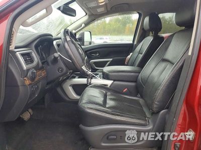 Zdjęcie 7 z 12 samochodu: 2017 NISSAN TITAN XD SL VIN:1N6AA1F48HN512358 - miniatura