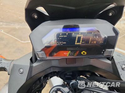 Zdjęcie 7 z 9 samochodu: 2016 HONDA NC700X VIN:JH2RC8703GK000017 - miniatura