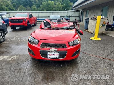 Piąte zdjęcie samochodu w środku: 2014 CHEVROLET SONIC LS VIN:1G1JA5SGXE4155513 - miniatura