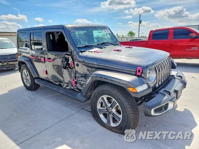 Czwarte zdjęcie samochodu z boku: 2018 JEEP WRANGLER UNLIMITED SAHARA VIN:1C4HJXEN4JW245928 - miniatura