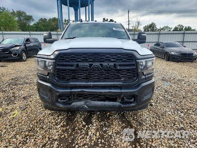 Piąte zdjęcie samochodu w środku: 2023 RAM 3500 TRADESMAN VIN:3C63RRGL7PG648522 - miniatura