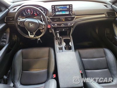 Zdjęcie 8 z 12 samochodu: 2019 HONDA ACCORD SPORT VIN:1HGCV1F37KA126229 - miniatura