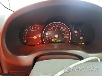 Zdjęcie 9 z 13 samochodu: 2014 KIA SEDONA VIN:KNDMG4C78E6541072 - miniatura