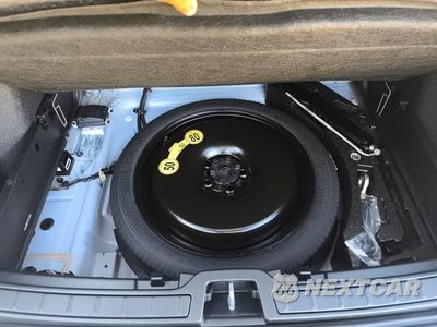 Zdjęcie 15 z 15 samochodu: 2026 VOLVO XC40 PLUS VIN:YV4L12UC7T2820415 - miniatura