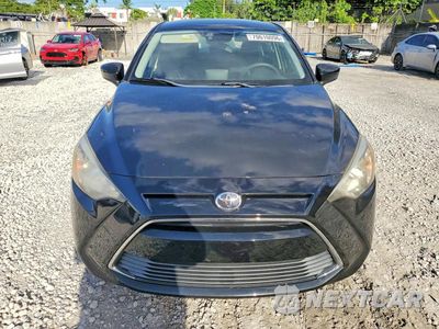 Piąte zdjęcie samochodu w środku: 2018 TOYOTA YARIS IA BASE VIN:3MYDLBYV5JY301649 - miniatura