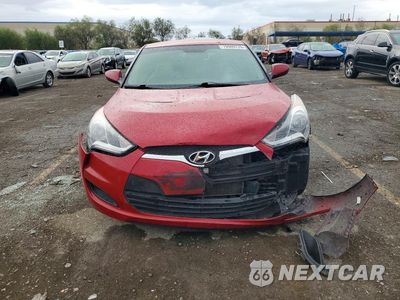 Piąte zdjęcie samochodu w środku: 2014 HYUNDAI VELOSTER BASE VIN:KMHTC6AD3EU193460 - miniatura