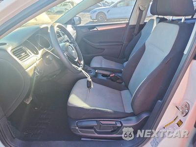 Zdjęcie 7 z 13 samochodu: 2017 VOLKSWAGEN JETTA S VIN:3VW2B7AJ7HM224150 - miniatura