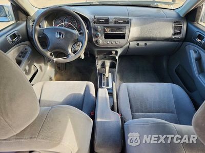 Zdjęcie 8 z 13 samochodu: 2003 HONDA CIVIC EX VIN:2HGES26773H580641 - miniatura