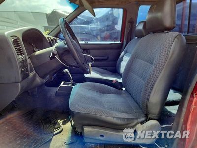 Zdjęcie 7 z 12 samochodu: 1997 NISSAN TRUCK XE VIN:1N6SD16S3VC403274 - miniatura