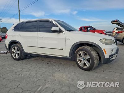 Czwarte zdjęcie samochodu z boku: 2010 BMW X5 XDRIVE48I VIN:5UXFE8C58AL311711 - miniatura