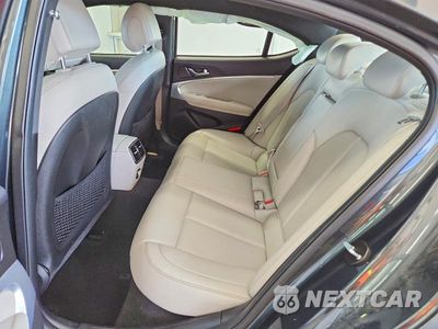 Zdjęcie 10 z 12 samochodu: 2023 GENESIS G70 2.0T VIN:KMTG34TA1PU131069 - miniatura