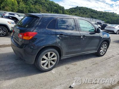 Trzecie zdjęcie samochodu z tyłu: 2015 MITSUBISHI OUTLANDER SPORT ES VIN:4A4AR3AU2FE061772 - miniatura