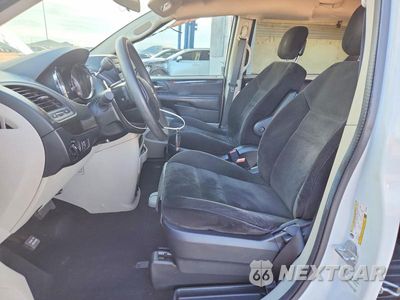 Zdjęcie 7 z 14 samochodu: 2014 DODGE GRAND CARAVAN SE VIN:2C4RDGBGXER407660 - miniatura