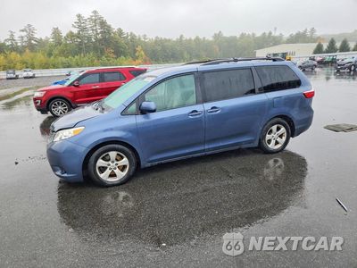 2015 TOYOTA SIENNA LE 5TDKK3DC9FS643168 - główne zdjęcie licytacji z USA - miniatura