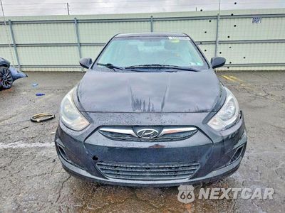 Piąte zdjęcie samochodu w środku: 2013 HYUNDAI ACCENT GLS VIN:KMHCT4AEXDU562763 - miniatura