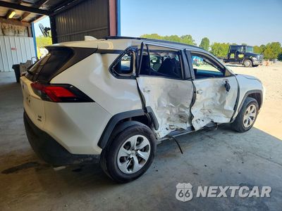 Trzecie zdjęcie samochodu z tyłu: 2020 TOYOTA RAV4 LE VIN:JTMF1RFV7LD057470 - miniatura