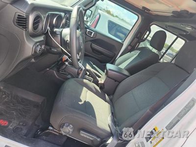 Zdjęcie 7 z 12 samochodu: 2023 JEEP GLADIATOR SPORT VIN:1C6HJTAG8PL570101 - miniatura