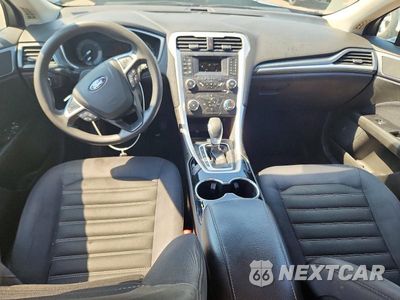 Zdjęcie 8 z 12 samochodu: 2015 FORD FUSION SE VIN:3FA6P0H79FR267093 - miniatura