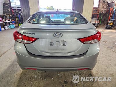 Zdjęcie 6 z 12 samochodu: 2013 HYUNDAI ELANTRA GLS VIN:KMHDH4AE8DU922375 - miniatura