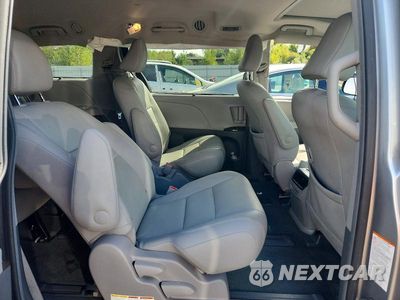 Zdjęcie 11 z 13 samochodu: 2017 TOYOTA SIENNA XLE 7-PASSENGER VIN:5TDDZ3DC5HS168674 - miniatura