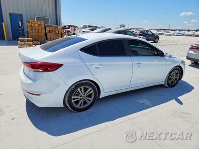 Trzecie zdjęcie samochodu z tyłu: 2018 HYUNDAI ELANTRA SEL VIN:5NPD84LF3JH342872 - miniatura