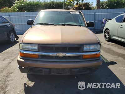 Piąte zdjęcie samochodu w środku: 2003 CHEVROLET S TRUCK S10 VIN:1GCCS19X738115150 - miniatura