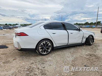 Trzecie zdjęcie samochodu z tyłu: 2026 BMW 540 XI VIN:WBA63FJ06TCV73083 - miniatura