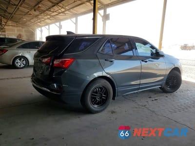 Trzecie zdjęcie samochodu z tyłu: 2018 CHEVROLET EQUINOX LS VIN:2GNAXHEV3J6264719 - miniatura