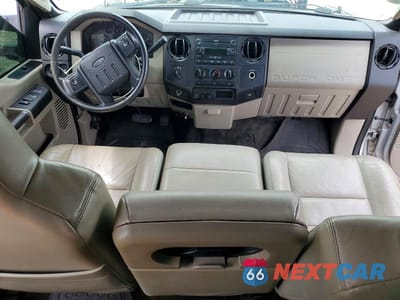 Zdjęcie 8 z 12 samochodu: 2008 FORD F250 SUPER DUTY VIN:1FTSW21R68EA11843 - miniatura