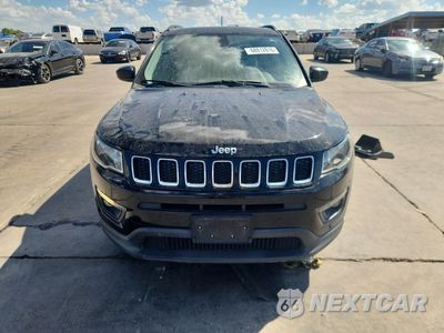 Piąte zdjęcie samochodu w środku: 2018 JEEP COMPASS LATITUDE VIN:3C4NJCBB4JT494452 - miniatura