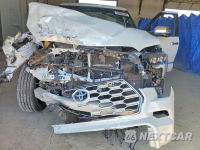 Zdjęcie 12 z 13 samochodu: 2024 TOYOTA SEQUOIA CAPSTONE VIN:7SVAAABA9RX022702 - miniatura