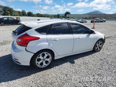 Trzecie zdjęcie samochodu z tyłu: 2013 FORD FOCUS ST VIN:1FADP3L91DL100076 - miniatura