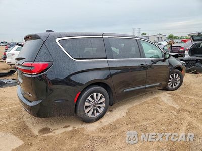 Trzecie zdjęcie samochodu z tyłu: 2025 CHRYSLER PACIFICA HYBRID SELECT VIN:2C4RC1S71SR521493 - miniatura
