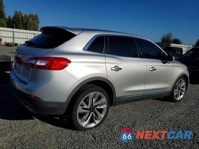 Trzecie zdjęcie samochodu z tyłu: 2016 LINCOLN MKX RESERVE VIN:2LMTJ8LP3GBL57005 - miniatura