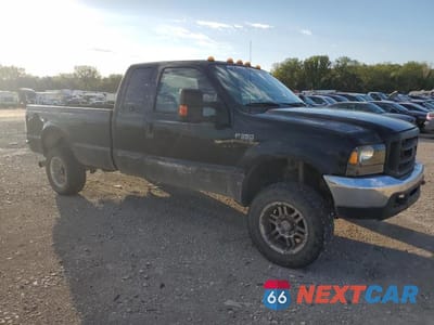 Czwarte zdjęcie samochodu z boku: 2000 FORD F350 SUPER DUTY SUPER DUTY VIN:1FTWX33F9YEB38688 - miniatura