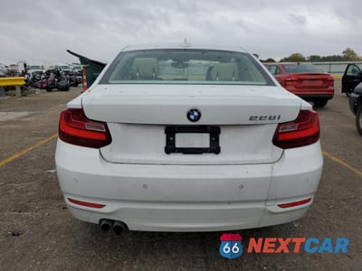 Zdjęcie 6 z 14 samochodu: 2014 BMW 228 I VIN:WBA1F5C50EV255777 - miniatura