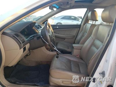 Zdjęcie 7 z 12 samochodu: 2003 HONDA ACCORD EX VIN:JHMCM56633C042139 - miniatura