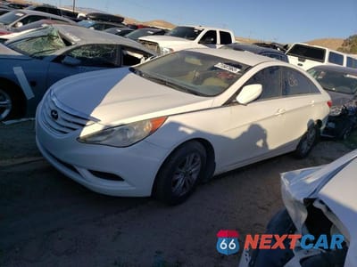 2011 HYUNDAI SONATA GLS 5NPEB4AC0BH148204 - główne zdjęcie licytacji z USA - miniatura