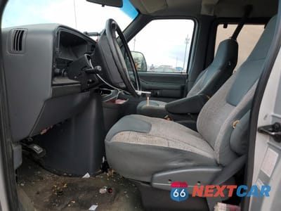 Zdjęcie 7 z 13 samochodu: 1996 FORD ECONOLINE E350 SUPER DUTY VIN:1FBJS31H2THA89133 - miniatura