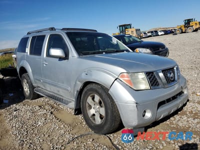 Czwarte zdjęcie samochodu z boku: 2005 NISSAN PATHFINDER LE VIN:5N1AR18W35C762670 - miniatura