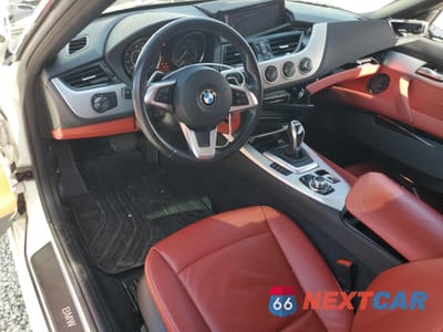 Zdjęcie 8 z 12 samochodu: 2014 BMW Z4 SDRIVE28I VIN:WBALL5C52EJ105484 - miniatura