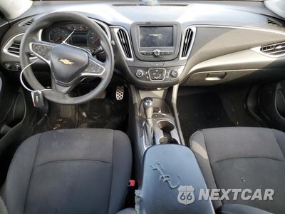 Zdjęcie 8 z 12 samochodu: 2017 CHEVROLET MALIBU LS VIN:1G1ZB5ST0HF158619 - miniatura