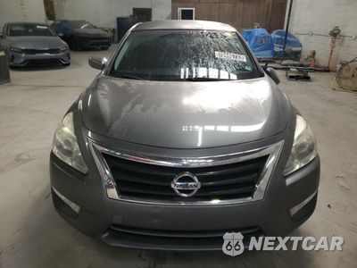 Piąte zdjęcie samochodu w środku: 2015 NISSAN ALTIMA 2.5 VIN:1N4AL3AP3FN921476 - miniatura