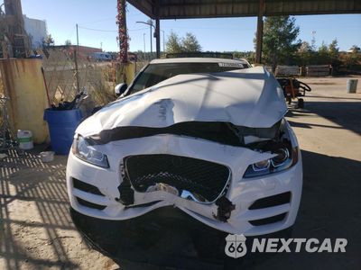 Piąte zdjęcie samochodu w środku: 2020 JAGUAR F-PACE PRESTIGE VIN:SADCK2GX5LA634753 - miniatura