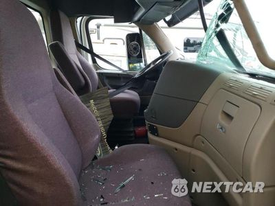 Piąte zdjęcie samochodu w środku: 2018 FREIGHTLINER CASCADIA VIN:1FUNGEDR9JLJZ3104 - miniatura