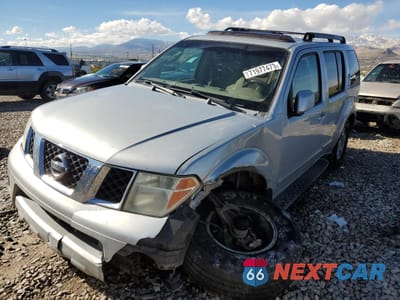 2005 NISSAN PATHFINDER LE 5N1AR18W35C762670 - główne zdjęcie licytacji z USA - miniatura