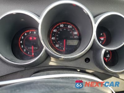 Zdjęcie 17 z 28 samochodu: 2008 PONTIAC VIBE VIN:5Y2SL65858Z413301 - miniatura