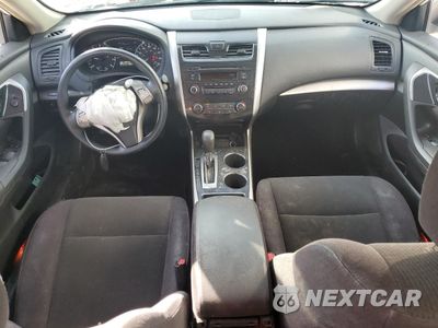 Zdjęcie 8 z 12 samochodu: 2013 NISSAN ALTIMA 2.5 VIN:1N4AL3AP6DC286438 - miniatura