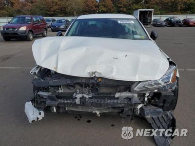 Piąte zdjęcie samochodu w środku: 2019 NISSAN ALTIMA SR VIN:1N4BL4CV5KC162776 - miniatura